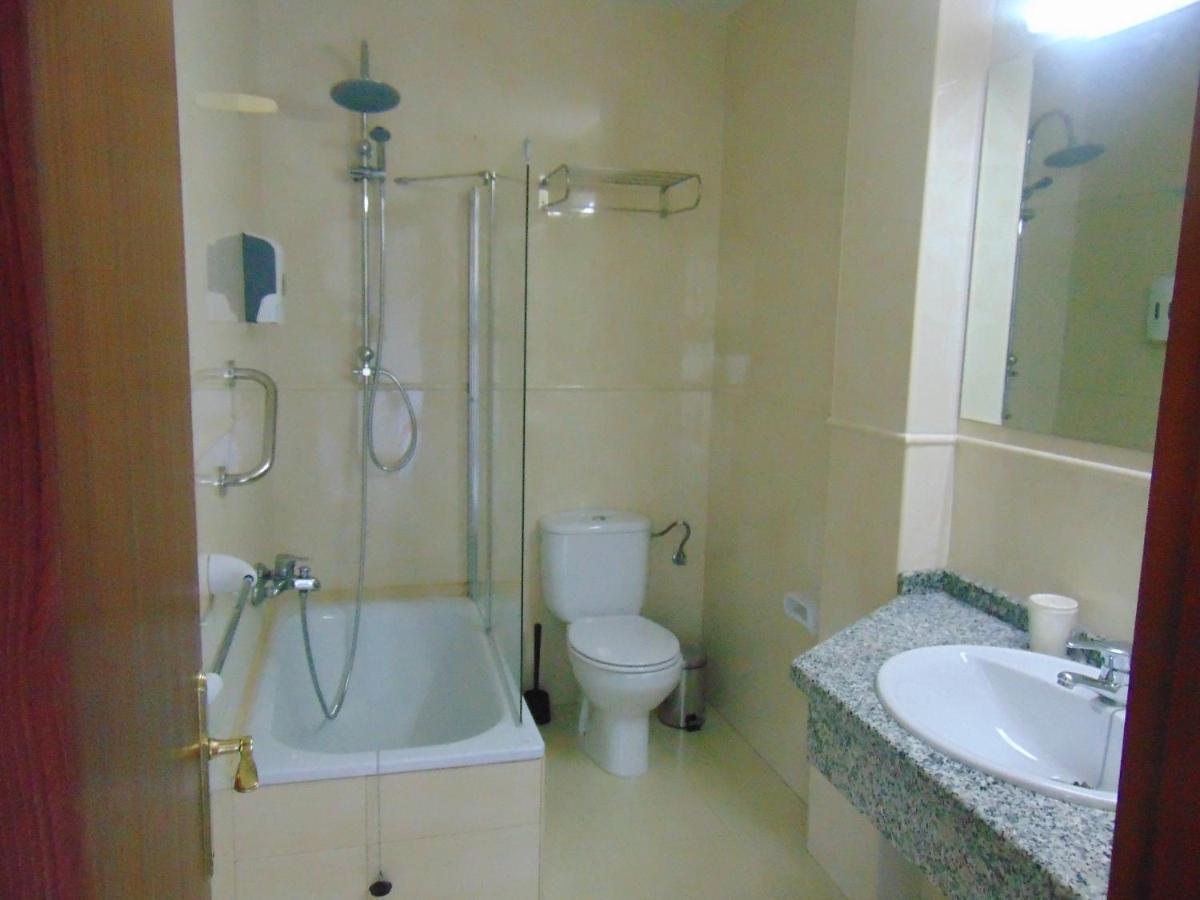 Hotel El Mirador Del Nalon San Roman  Екстер'єр фото